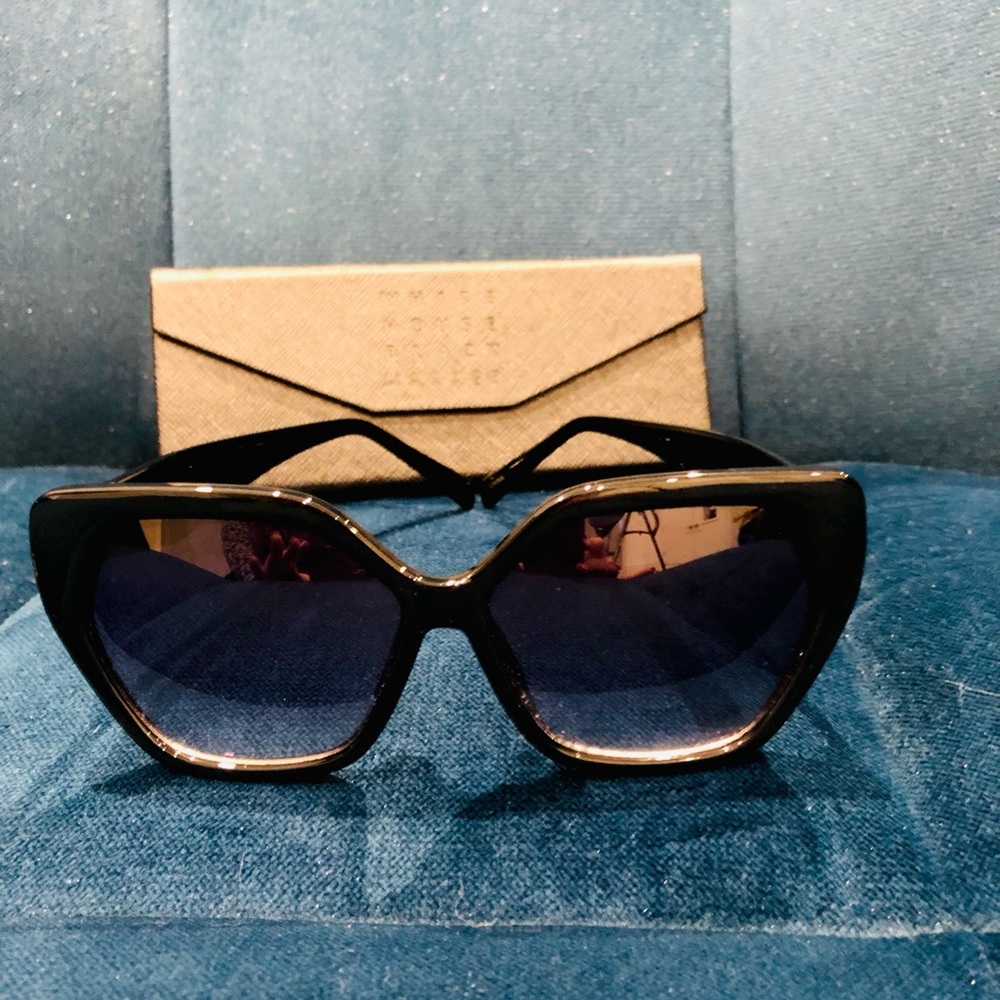 Black WHBM glasses 🖤
